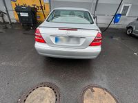 Gebraucht Mercedes E240 177 PS (130 kW) 2003 Grau Limousine