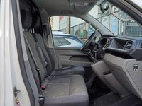 Gebraucht VW Transporter 110 PS (80 kW) 2020 Weiß Van