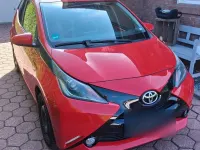 Gebraucht Toyota Aygo X-play 69 PS (50 kW) 2014 Rot Kleinwagen