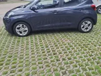 Gebraucht Hyundai i10 Trend 84 PS (61 kW) 2022 Grau Kleinwagen
