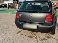 Gebraucht VW Golf IV 75 PS (55 kW) 2000 Grau Kleinwagen