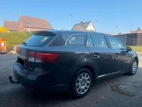 Gebraucht Toyota Avensis 125 PS (91 kW) 2012 Grau Kombi