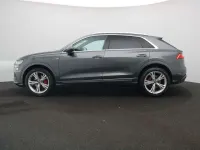 Gebraucht Audi Q8 S-Line 231 PS (169 kW) 2023 Daytonagrau perleffekt SUV