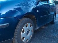Gebraucht VW Polo 75 PS (55 kW) 2004 Blau Kleinwagen