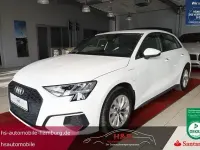 Gebraucht Audi A3 Sportback e-tron Advanced 150 PS (110 kW) 2023 Weiß Kleinwagen