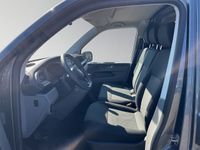 Gebraucht VW T6.1 150 PS (110 kW) 2024 Grau / indiumgrau (metallic) Van