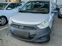 Gebraucht Hyundai i10 69 PS (50 kW) 2012 Grau Kleinwagen