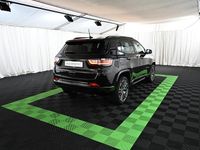 Gebraucht Jeep Compass Summit 96 PS (70 kW) 2025 Schwarz SUV