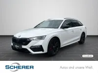 Gebraucht Skoda Octavia RS 245 PS (180 kW) 2024 Candyweiß Kombi