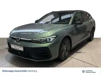 Gebraucht VW Passat R-line 193 PS (141 kW) 2026 Maripositgrün metallic grenadi Kombi