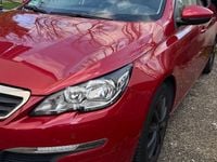 Gebraucht Peugeot 308 131 PS (96 kW) 2014 Rot Limousine