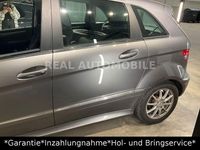 Gebraucht Mercedes B200 140 PS (102 kW) 2009 Grau Van / Kleinbus
