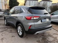 Gebraucht Ford Kuga Titanium 152 PS (111 kW) 2022 Silber SUV