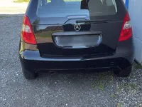 Gebraucht Mercedes A160 Elegance 95 PS (69 kW) 2010 Schwarz Kleinwagen