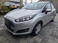Gebraucht Ford Fiesta SYNC Edition 80 PS (58 kW) 2014 Silber Kleinwagen