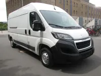 Gebraucht Peugeot Boxer 140 PS (102 kW) 2023 Weiß Van