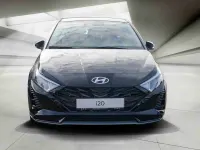 Gebraucht Hyundai i20 Trend 90 PS (66 kW) 2026 Phantom black / met Kleinwagen