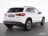Gebraucht Mercedes GLA180 Progressive 136 PS (100 kW) 2024 Weiß SUV