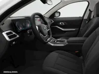 Gebraucht BMW 318 156 PS (114 kW) 2025 Weiß Kombi