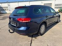 Gebraucht VW Passat 125 PS (91 kW) 2015 Blau Limousine