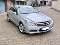 Gebraucht Mercedes E250 204 PS (150 kW) 2011 Silber Coupé