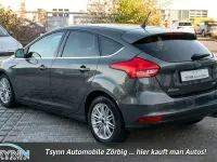 Usado Ford Focus Cool & Connect 150 CV (110 kW) 2018 Gris Berlina