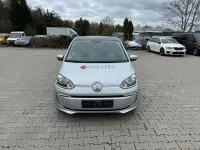 Używany VW e-up! 60 kW (82 KM) 2013 Srebrny Hatchback