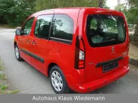 Gebraucht Peugeot Partner Tepee Active 110 PS (80 kW) 2017 Rot Van / Kleinbus