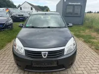 Gebraucht Dacia Sandero Lauréate 75 PS (55 kW) 2012 Grau Limousine
