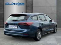 Neu Ford Focus Titanium 116 PS (85 kW) 2026 Blau Limousine