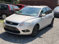 Gebraucht Ford Focus Style 101 PS (74 kW) 2009 Silber Kleinwagen