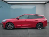 Gebraucht Ford Focus 280 PS (205 kW) 2025 Rot Kombi