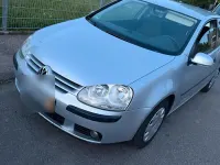 Gebraucht VW Golf V 105 PS (77 kW) 2005 Silber Kleinwagen