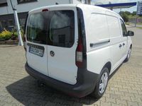 Gebraucht VW Caddy 122 PS (89 kW) 2024 Weiß Van / Kleinbus