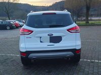 Gebraucht Ford Kuga Trend 140 PS (102 kW) 2013 Weiß SUV