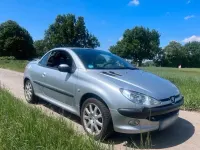 Gebraucht Peugeot 206 CC 109 PS (80 kW) 2001 Silber Cabrio