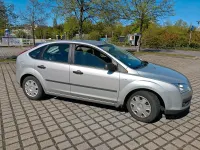 Używany Ford Focus 100 KM (73 kW) 2005 Srebrny Hatchback