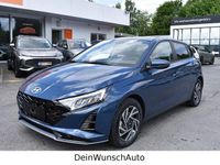 Neu Hyundai i20 90 PS (66 kW) 2025 Blau Limousine