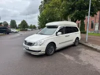 Gebraucht Kia Carnival 197 PS (144 kW) 2010 Weiß Van / Kleinbus