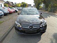Gebraucht Mercedes E220 Avantgarde 170 PS (125 kW) 2016 Schwarz Limousine