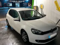 Gebraucht VW Golf VI 122 PS (89 kW) 2010 Weiß Kleinwagen
