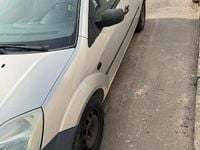 Usata Ford Fiesta 59 CV (43 kW) 2003 Argento Utilitaria