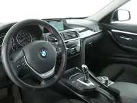 Gebraucht BMW 318 Sport Line 150 PS (110 kW) 2018 Grau Kombi