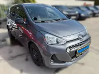 Gebraucht Hyundai i10 Passion 87 PS (63 kW) 2018 Grau Kleinwagen