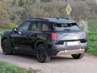Usado Mini Aceman 135 kW (184 HP) 2025 Preto SUV