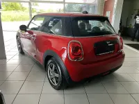 Gebraucht Mini ONE 102 PS (75 kW) 2019 Chili red Kleinwagen