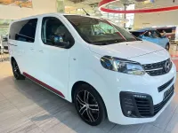 Gebraucht Opel Zafira Life Innovation 177 PS (130 kW) 2020 Weiß Van / Kleinbus