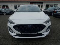 Gebraucht Ford Focus ST-Line 125 PS (91 kW) 2024 Weiß Kombi