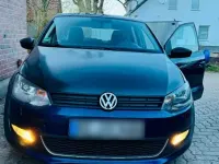 Gebraucht VW Polo 60 PS (44 kW) 2012 Blau Kleinwagen