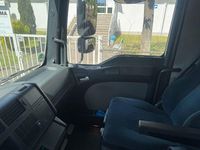 Second-hand Ford Transit 131 CP (96 kW) 2017 Roșu Monovolum